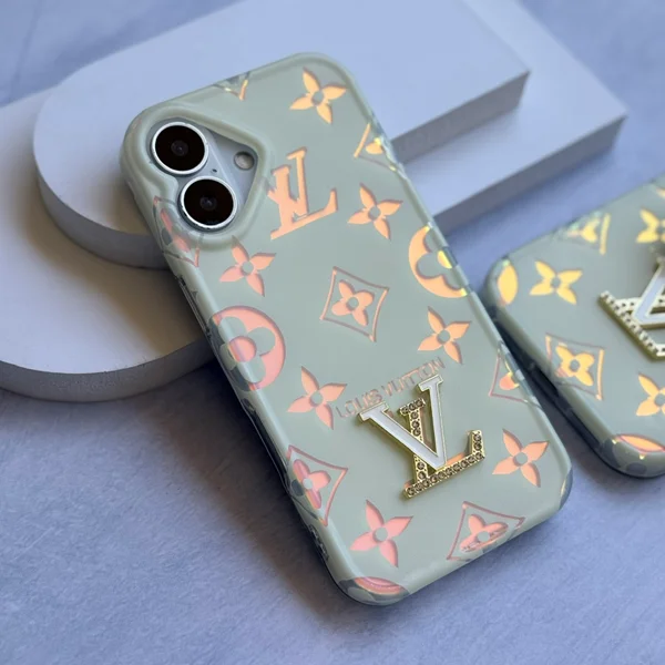 قاب Louis Vuitton هولوگرامی آیفون